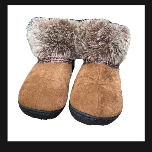 Isotoner Bootie Slippers - Picture 2 of 5